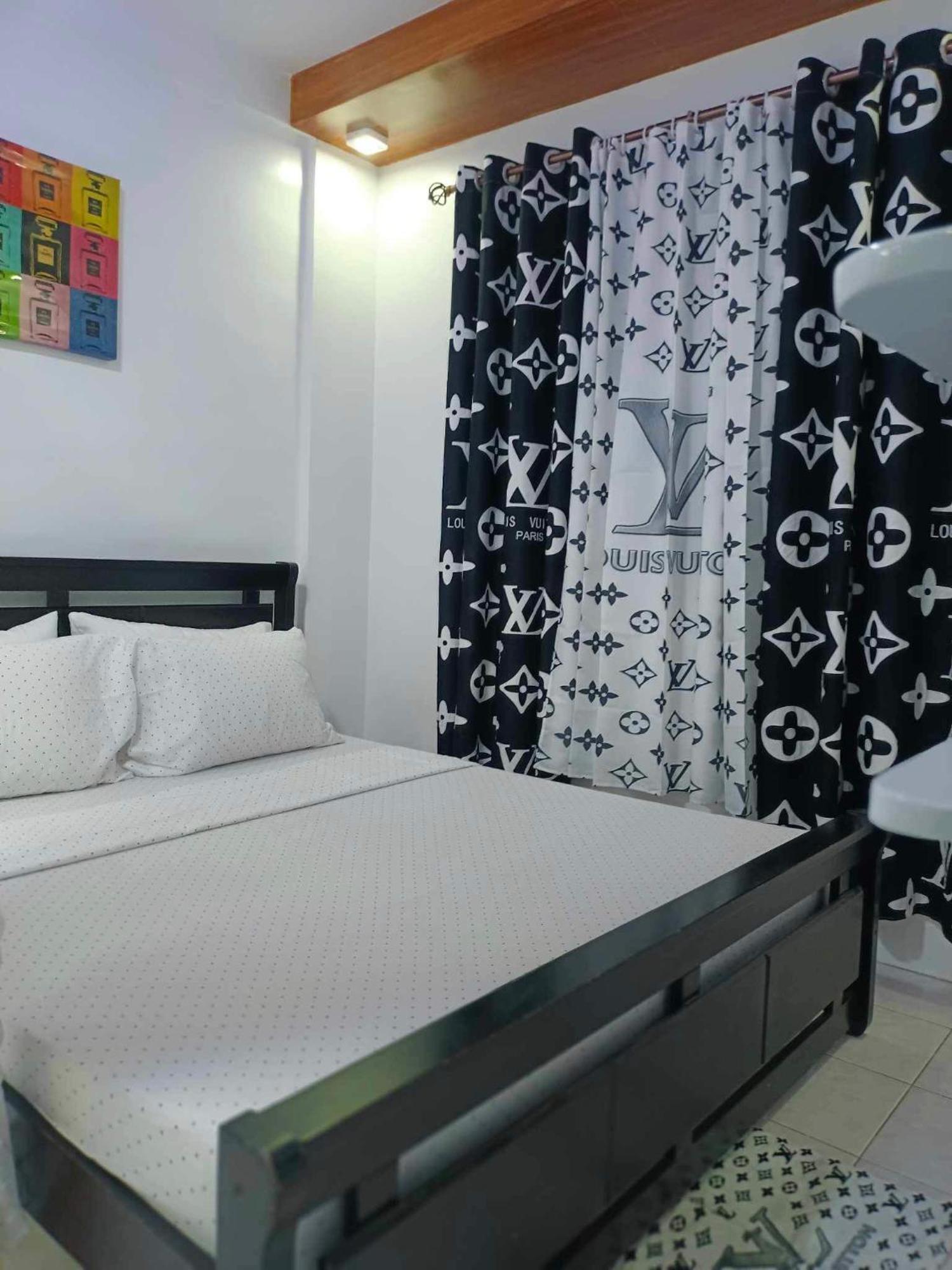 Fabuluz Luxury At Princess Place Malolos Esterno foto