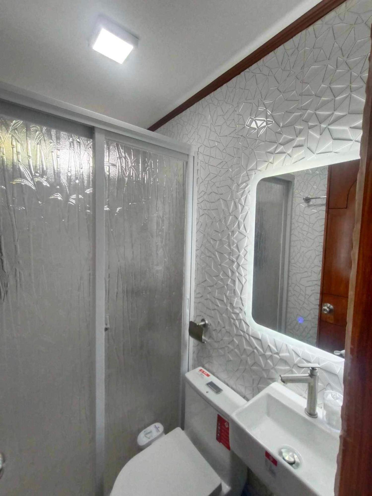 Fabuluz Luxury At Princess Place Malolos Esterno foto