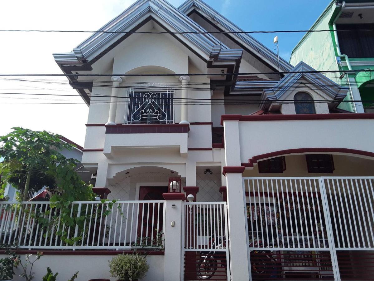 Fabuluz Luxury At Princess Place Malolos Esterno foto